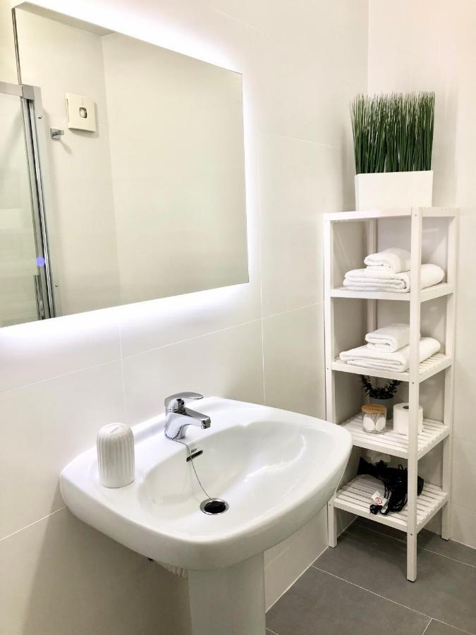 Apartamento Con Vistas Al Mar En Primera Linea. Muros Ngoại thất bức ảnh